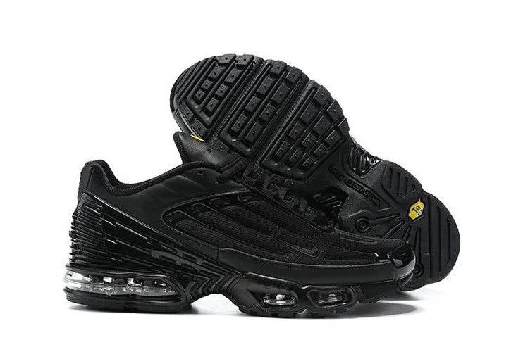 TÊNIS NIKE AIR MAX PLUS TN3 TRIPLE BLACK